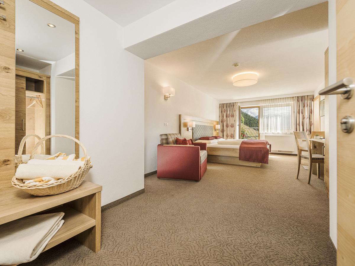 Hotel Gletscherblick Hippach Buitenkant foto